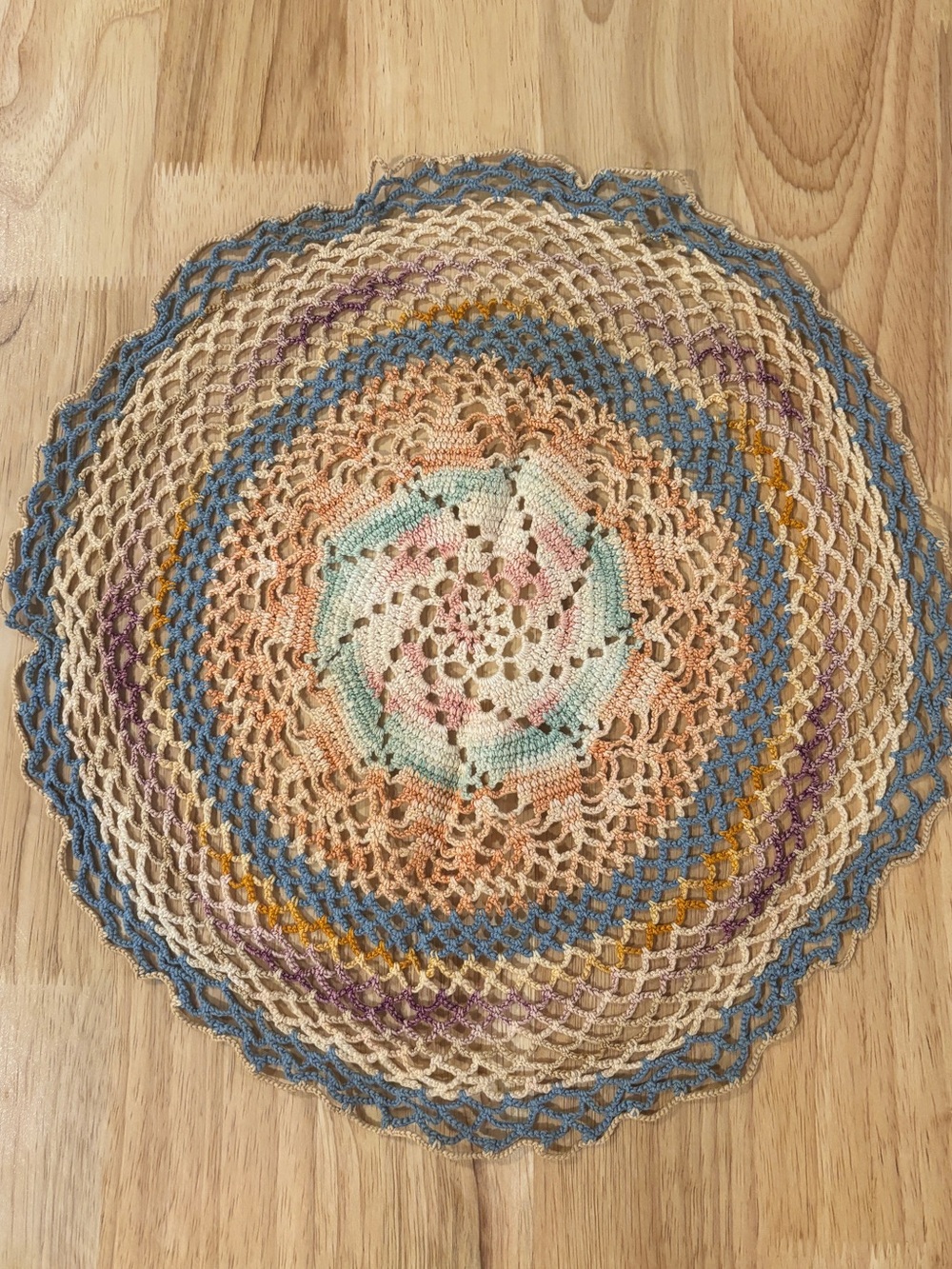 💕 Vintage Handmade Multicolor Crochet Doily 💕
